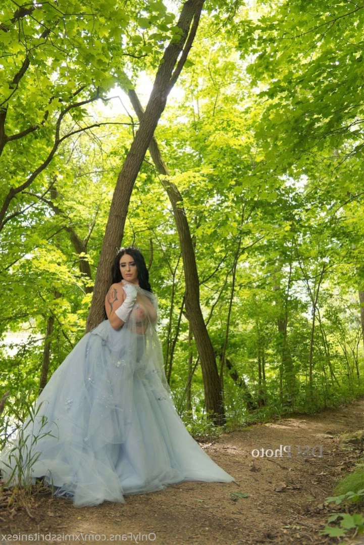 MissBritanieS [ xmissbritaniesx ] Onlyfans leaked photo 11984106 on Hotleaks.tv
