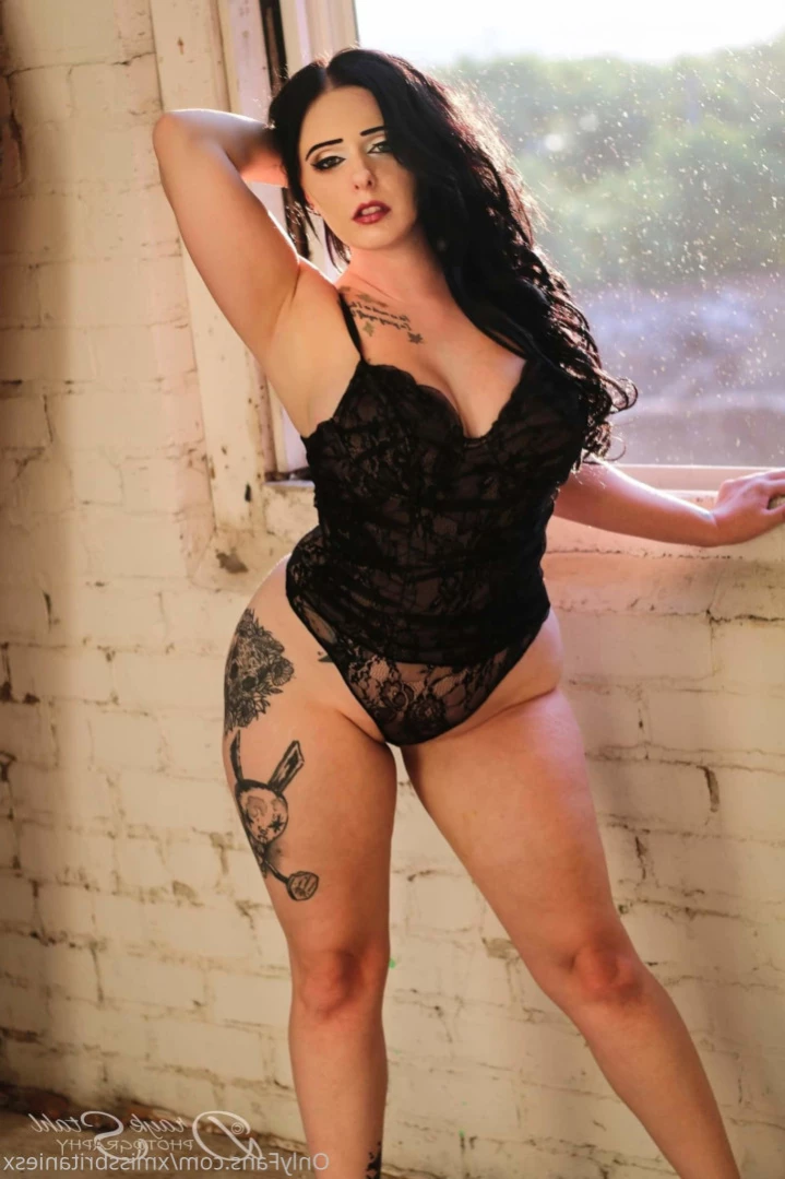 MissBritanieS [ xmissbritaniesx ] Onlyfans leaked photo 12376285 on Hotleaks.tv