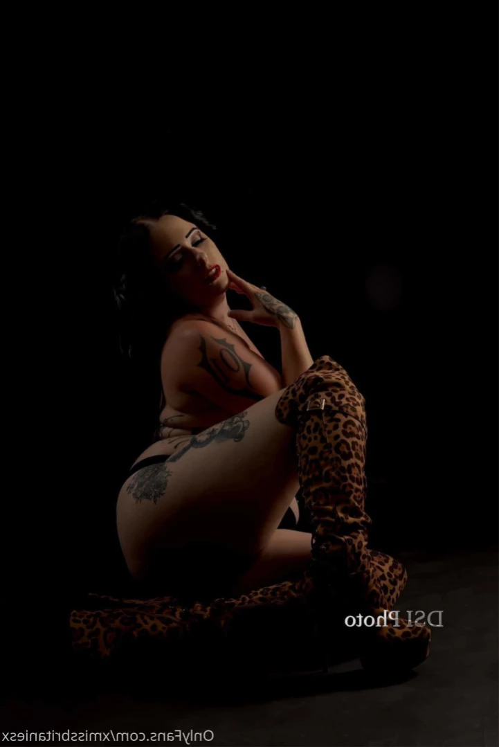 MissBritanieS [ xmissbritaniesx ] Onlyfans leaked photo 14371017 on Hotleaks.tv