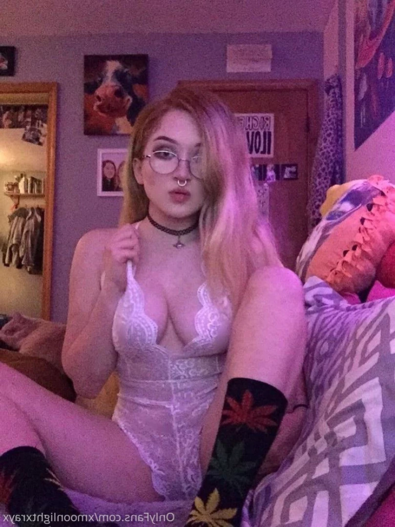 xmoonlightxrayx Onlyfans leaked photo 12550071 on Hotleaks.tv