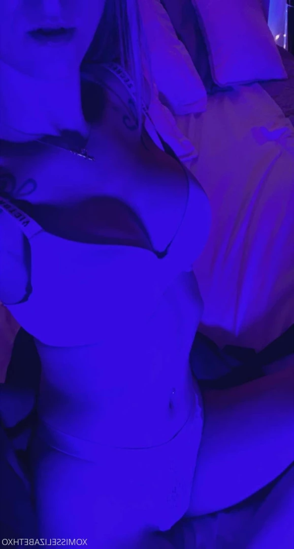 Elizabeth [ xomisselizabethxo ] Onlyfans leaked photo 13568318 on Hotleaks.tv