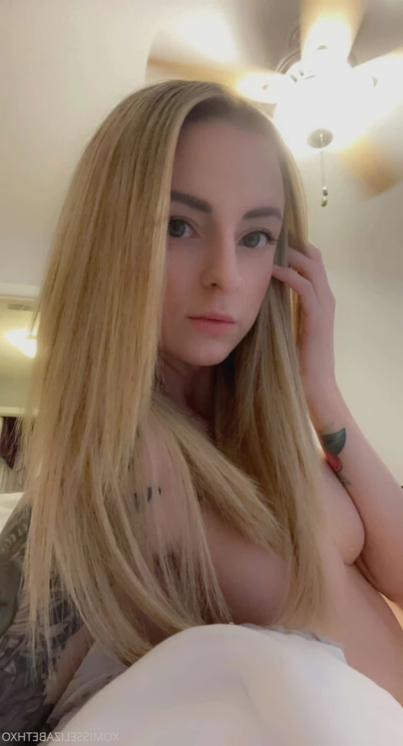Elizabeth [ xomisselizabethxo ] Onlyfans leaked photo 13823222 on Hotleaks.tv