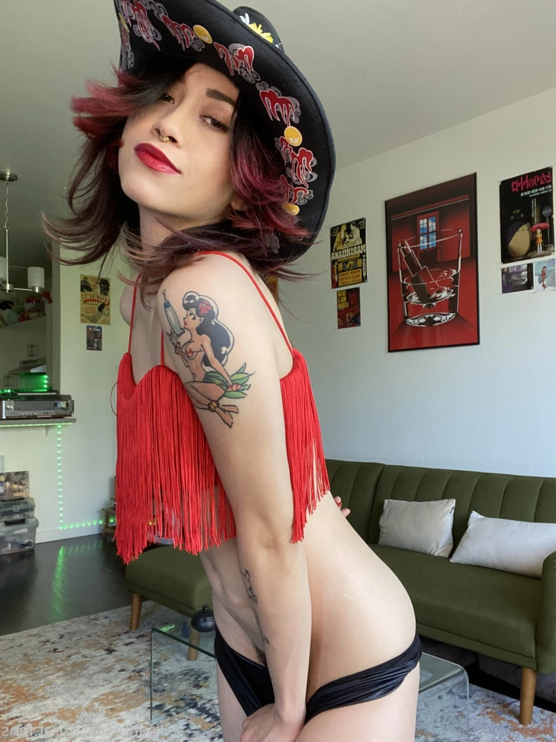 papa lisa [ lisathesuccubrat ] Onlyfans leaked photo 9409780 on Hotleaks.tv