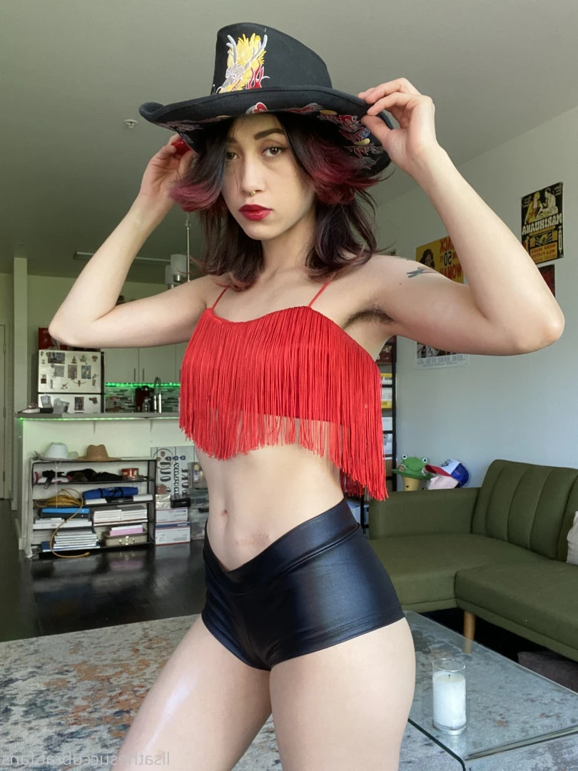 papa lisa [ lisathesuccubrat ] Onlyfans leaked photo 9415885 on Hotleaks.tv
