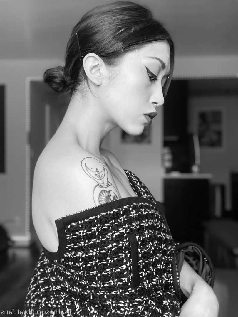 papa lisa [ lisathesuccubrat ] Onlyfans leaked photo 9422008 on Hotleaks.tv