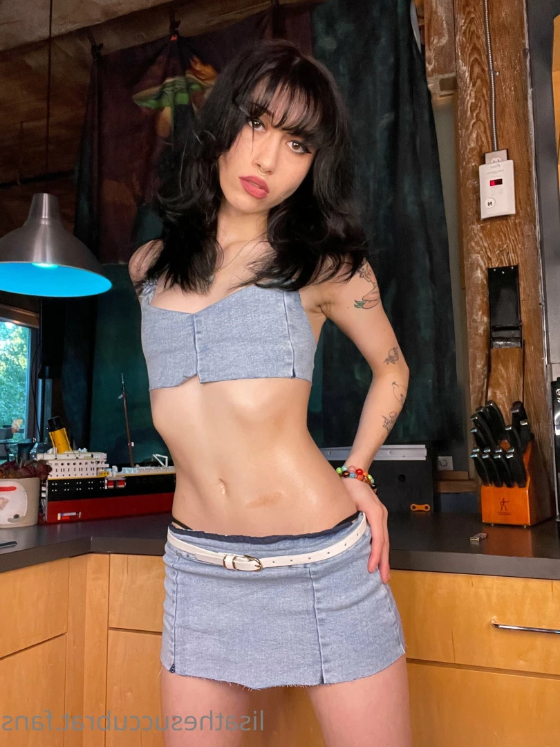 papa lisa [ lisathesuccubrat ] Onlyfans leaked photo 9444632 on Hotleaks.tv