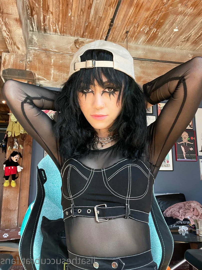 papa lisa [ lisathesuccubrat ] Onlyfans leaked photo 9446225 on Hotleaks.tv