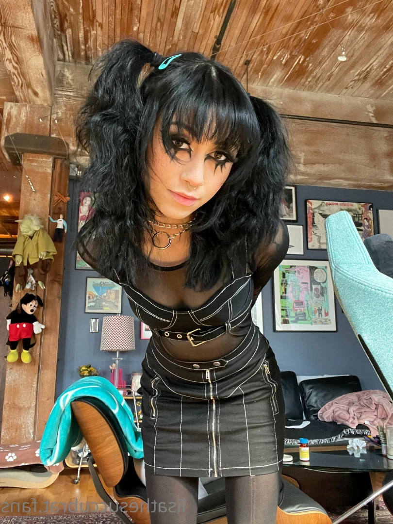 papa lisa [ lisathesuccubrat ] Onlyfans leaked photo 9448637 on Hotleaks.tv