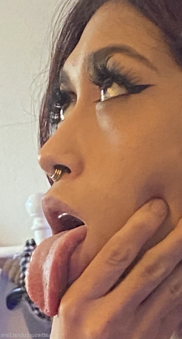 papa lisa [ lisathesuccubrat ] Onlyfans leaked photo 9455668 on Hotleaks.tv