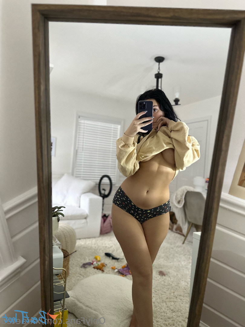 Rae 😋 [ xxraeted ] Onlyfans leaked photo 18447159 on Hotleaks.tv