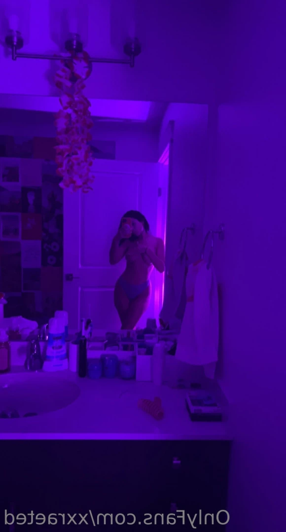 Rae 😋 [ xxraeted ] Onlyfans leaked photo 13089371 on Hotleaks.tv
