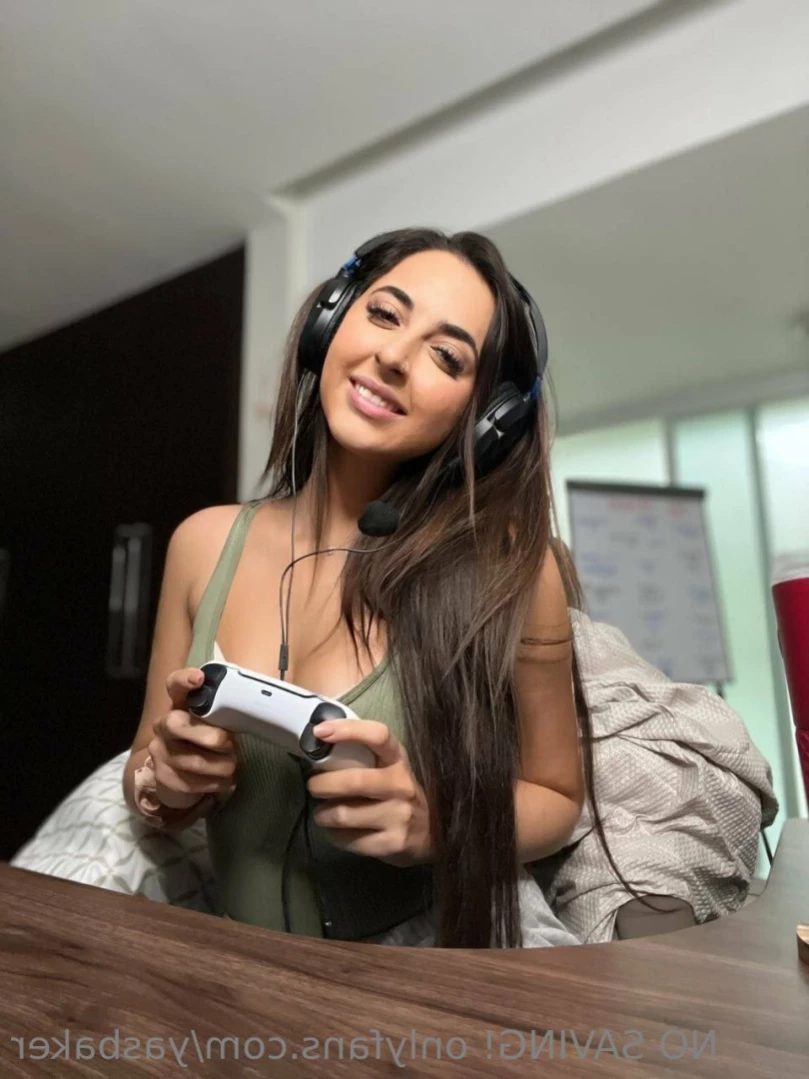 S3XTING NOW 💦 | YASMIN 💖 [ yasbaker ] Onlyfans leaked photo 13079243 on Hotleaks.tv