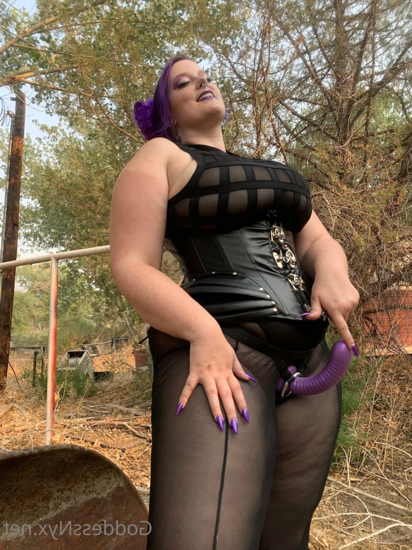 Goddess Nyx [ you_need_nyx ] Onlyfans leaked photo 17309708 on Hotleaks.tv