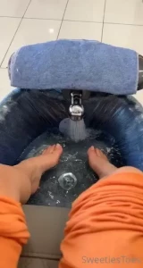 SweetiesToes [ yourfeetsweetie ] Onlyfans leaked video 18212682 on Hotleaks.tv