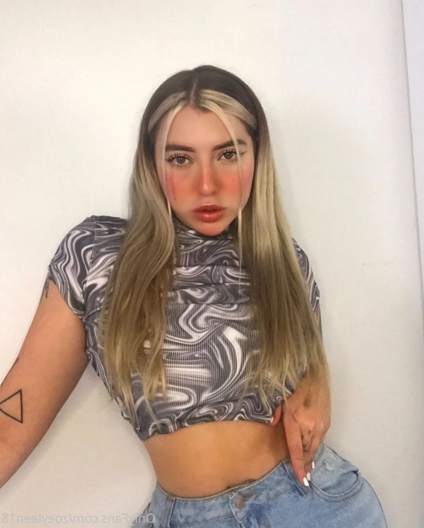Zoeyteen [ zoeyteen18 ] Onlyfans leaked photo 10895725 on Hotleaks.tv