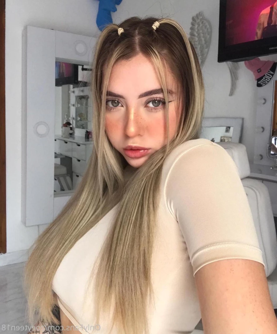 Zoeyteen [ zoeyteen18 ] Onlyfans leaked photo 13034212 on Hotleaks.tv
