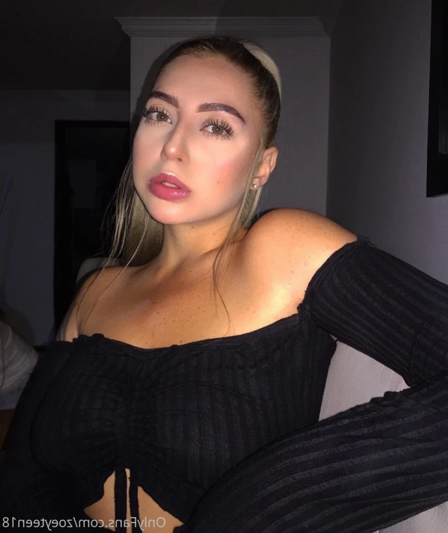 Zoeyteen [ zoeyteen18 ] Onlyfans leaked photo 14552646 on Hotleaks.tv