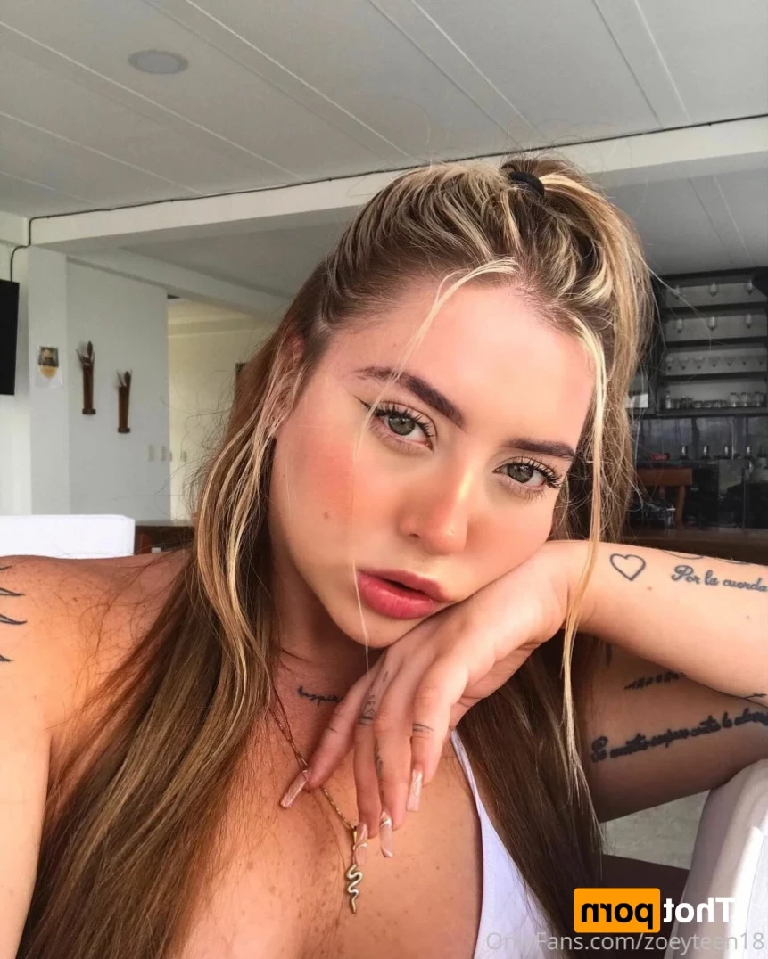 Zoeyteen [ zoeyteen18 ] Onlyfans leaked photo 14662858 on Hotleaks.tv