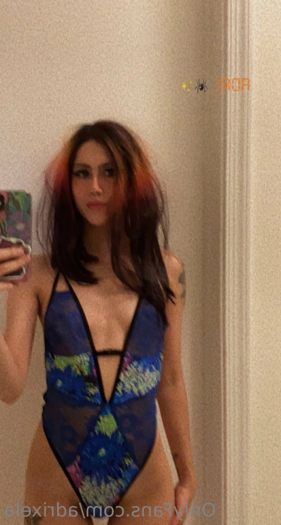 adri [ adrixela ] Onlyfans leaked photo 9239514 on Hotleaks.tv