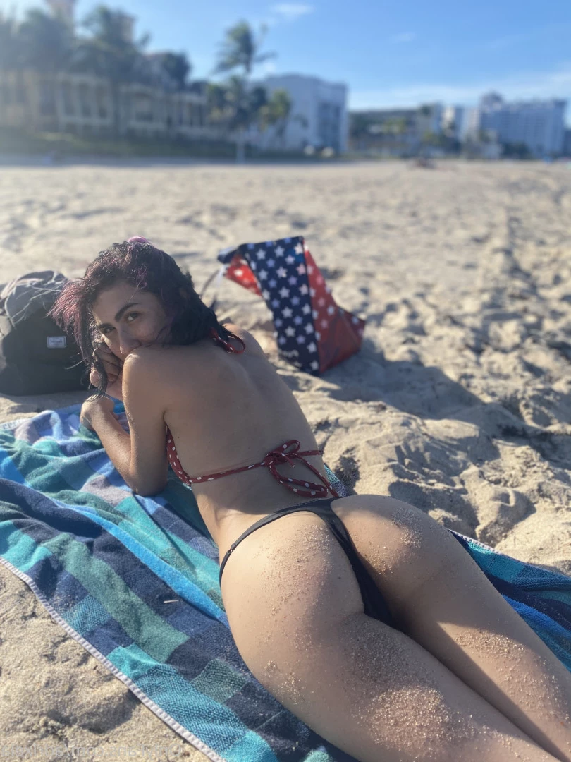 adri [ adrixela ] Onlyfans leaked photo 9240209 on Hotleaks.tv