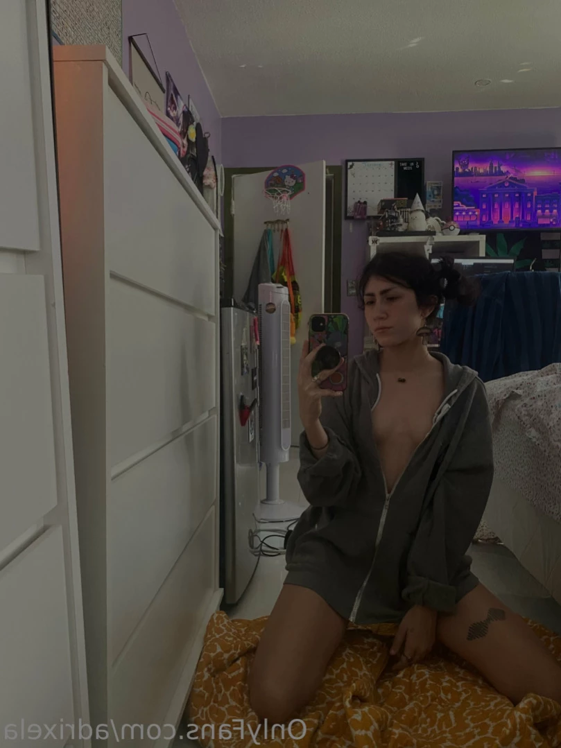 adri [ adrixela ] Onlyfans leaked photo 13133703 on Hotleaks.tv
