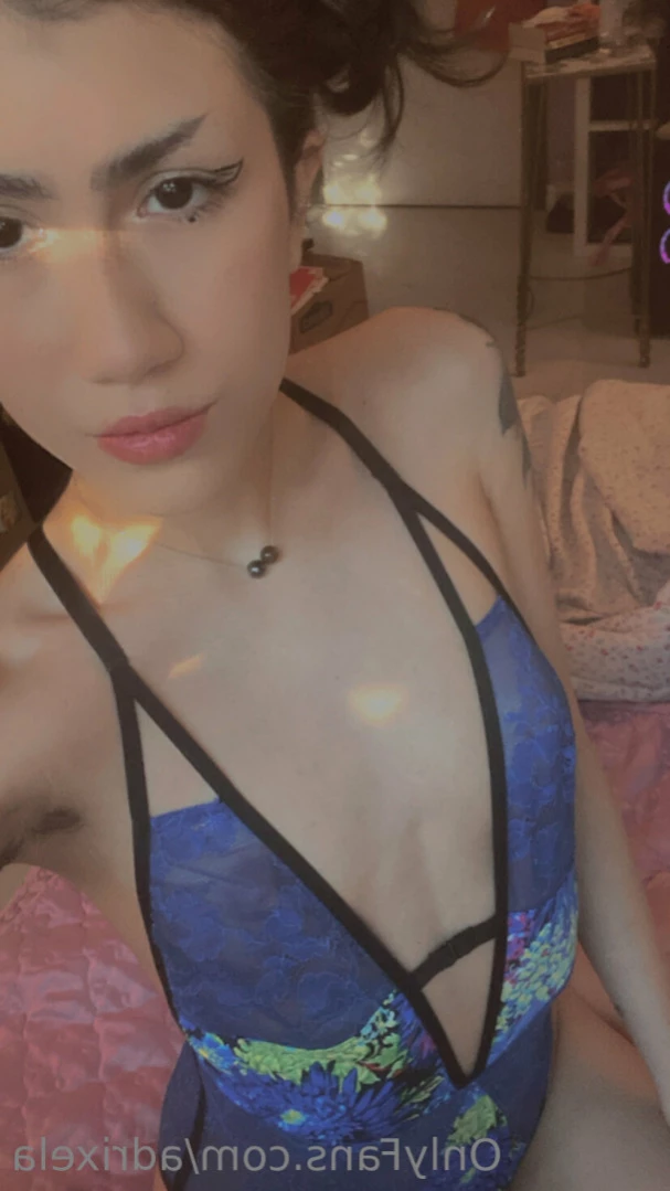 adri [ adrixela ] Onlyfans leaked photo 15372973 on Hotleaks.tv