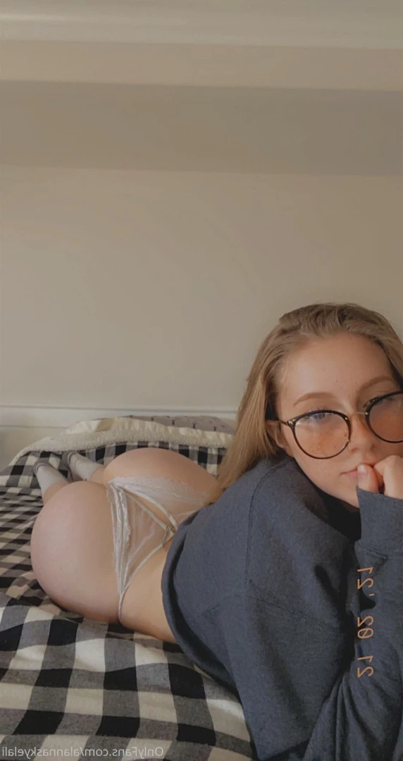 Skye Laliberte [ skyelaliberte ] Onlyfans leaked photo 9917208 on Hotleaks.tv