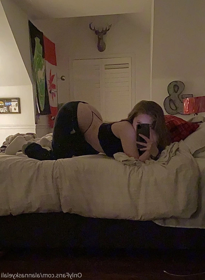 Skye Laliberte [ skyelaliberte ] Onlyfans leaked photo 9918396 on Hotleaks.tv