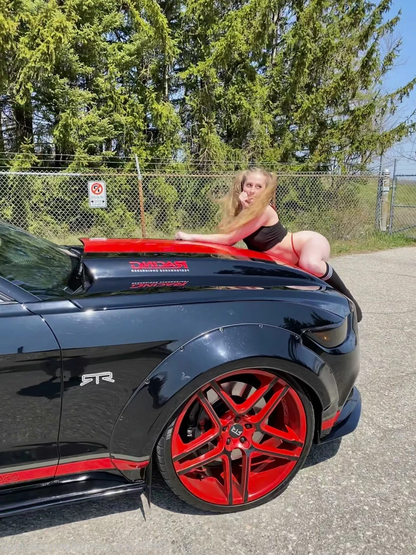 Skye Laliberte [ skyelaliberte ] Onlyfans leaked photo 9918401 on Hotleaks.tv