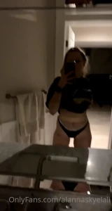 Skye Laliberte [ skyelaliberte ] Onlyfans leaked video 10514665 on Hotleaks.tv