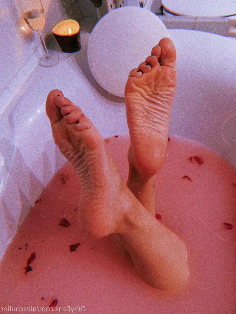 Goddess Alessa [ alescoulier ] Onlyfans leaked photo 9014994 on Hotleaks.tv