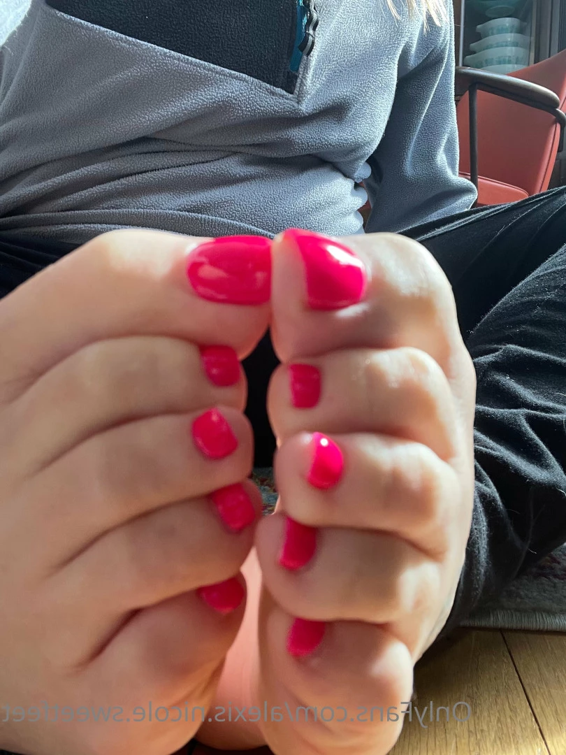 alexis.nicole.sweetfeet Onlyfans leaked photo 9006141 on Hotleaks.tv