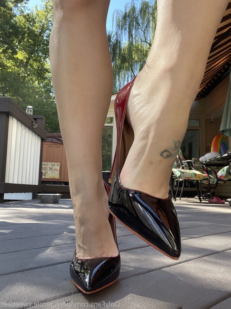 alexis.nicole.sweetfeet Onlyfans leaked photo 9006985 on Hotleaks.tv