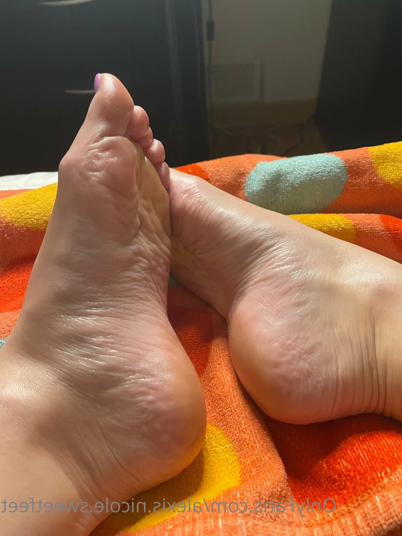 alexis.nicole.sweetfeet Onlyfans leaked photo 9007319 on Hotleaks.tv