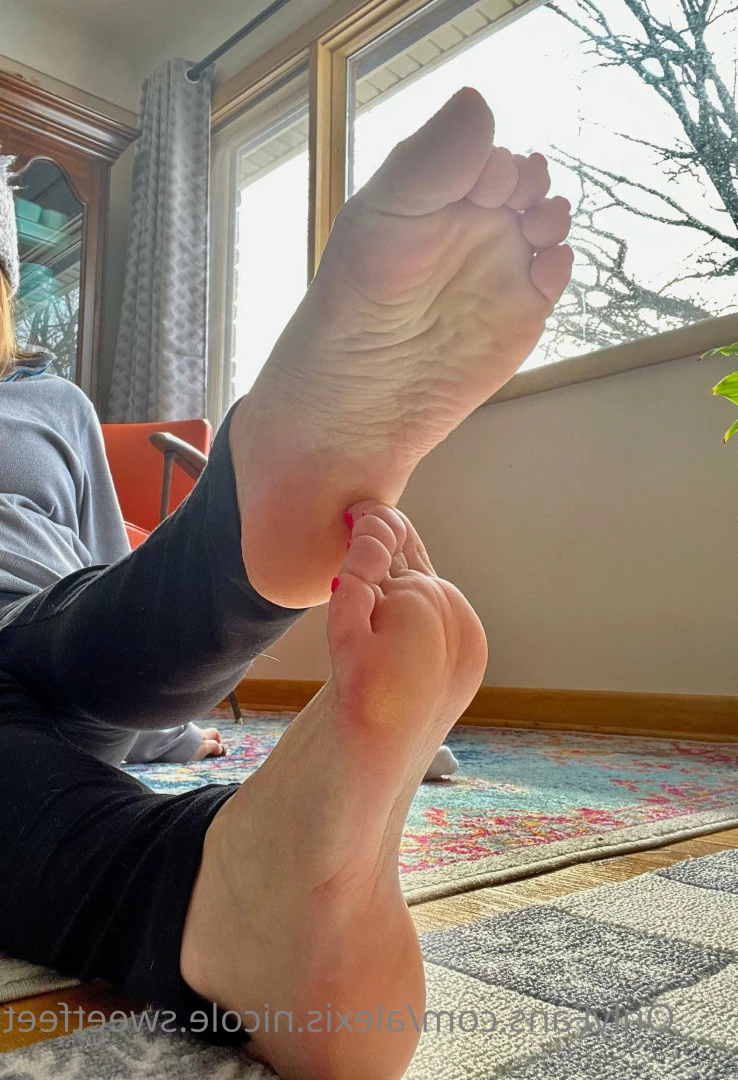 alexis.nicole.sweetfeet Onlyfans leaked photo 9009617 on Hotleaks.tv