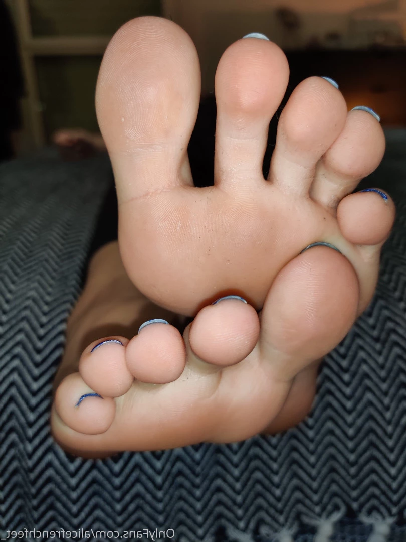 alicefrenchfeet [ alice.frenchfeet ] Onlyfans leaked photo 8824214 on Hotleaks.tv