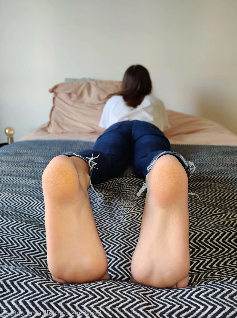 alicefrenchfeet [ alice.frenchfeet ] Onlyfans leaked photo 8828237 on Hotleaks.tv