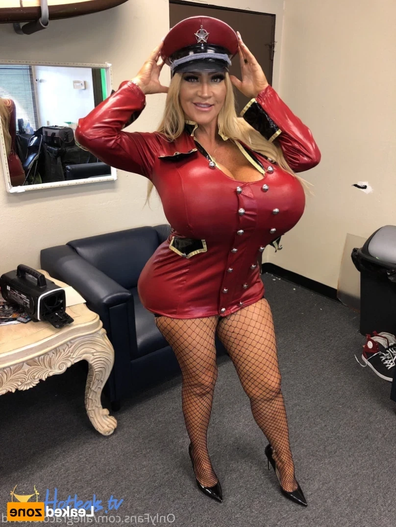 Allegra Cole [ allegracoleworld ] Onlyfans leaked photo 16373765 on Hotleaks.tv