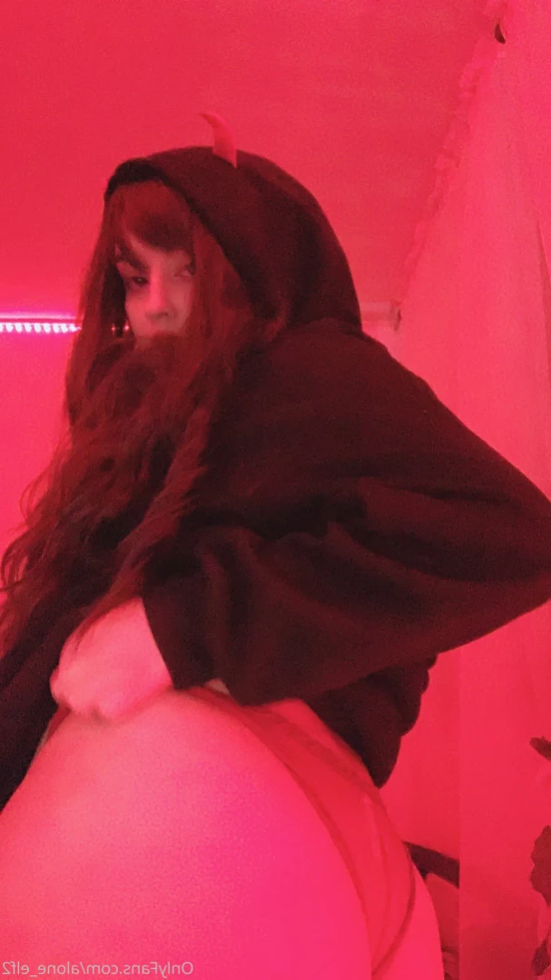 Allein [ allein.grrrl ] Onlyfans leaked photo 14953474 on Hotleaks.tv