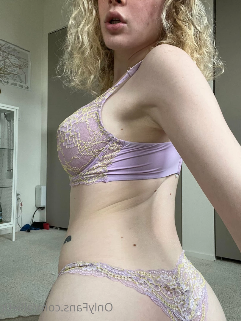 🌸 Allie 🌼 [ allie0t ] Onlyfans leaked photo 9223718 on Hotleaks.tv