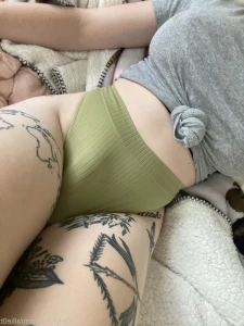 9233789