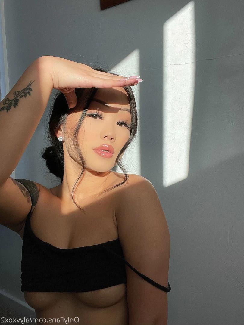 Aly V x2 ✨ [ alyvxox2 ] Onlyfans leaked photo 8960925 on Hotleaks.tv