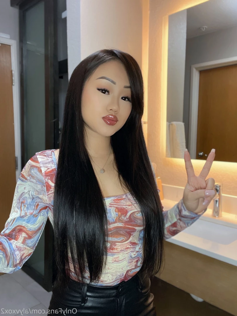 Aly V x2 ✨ [ alyvxox2 ] Onlyfans leaked photo 8961254 on Hotleaks.tv