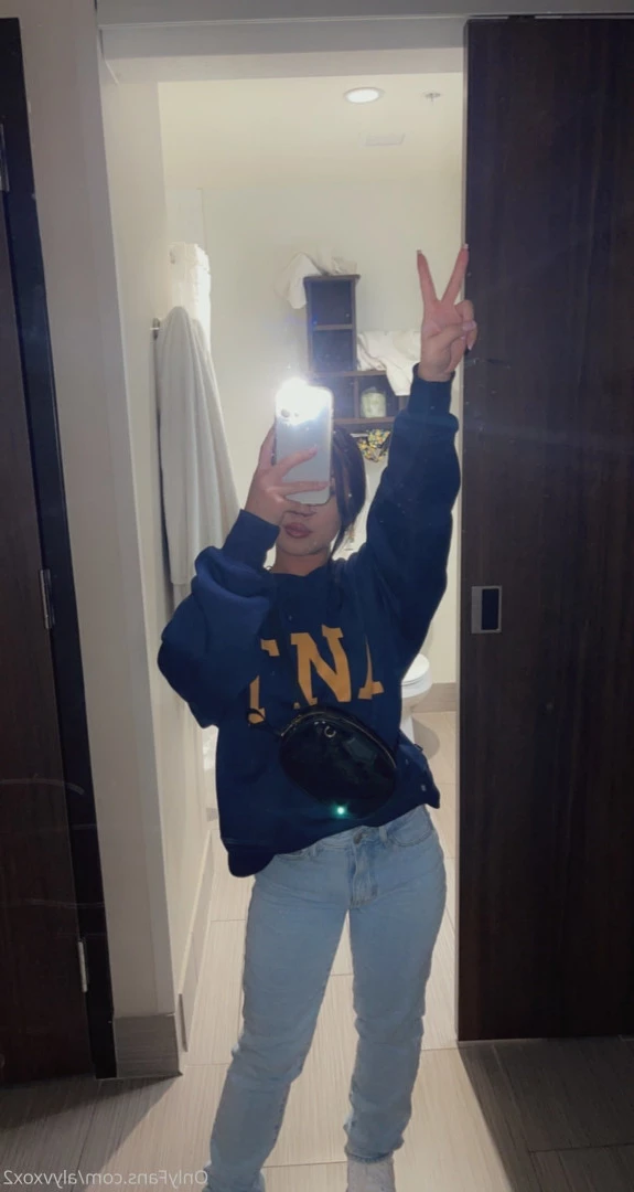 Aly V x2 ✨ [ alyvxox2 ] Onlyfans leaked photo 8961315 on Hotleaks.tv