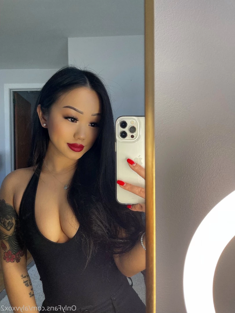 Aly V x2 ✨ [ alyvxox2 ] Onlyfans leaked photo 8961520 on Hotleaks.tv