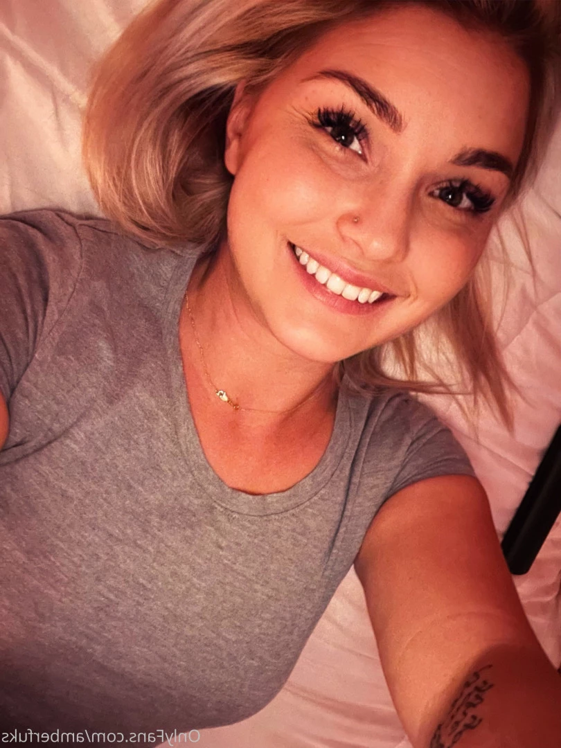 𝗕𝗥𝗨𝗡𝗘𝗧𝗧𝗘 𝗕𝗢𝗠𝗕𝗦𝗛𝗘𝗟𝗟 💣 [ amberfuks ] Onlyfans leaked photo 9992548 on Hotleaks.tv