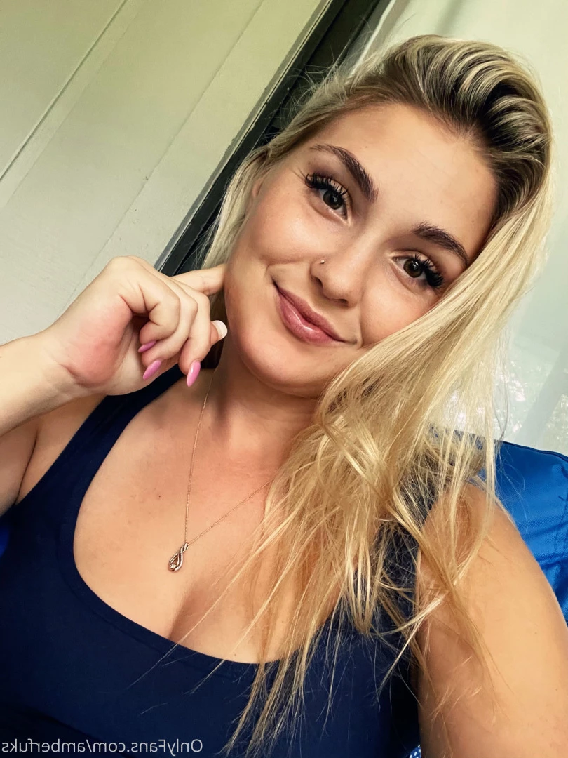 𝗕𝗥𝗨𝗡𝗘𝗧𝗧𝗘 𝗕𝗢𝗠𝗕𝗦𝗛𝗘𝗟𝗟 💣 [ amberfuks ] Onlyfans leaked photo 9993151 on Hotleaks.tv