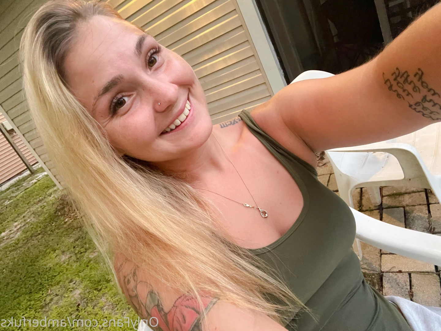 𝗕𝗥𝗨𝗡𝗘𝗧𝗧𝗘 𝗕𝗢𝗠𝗕𝗦𝗛𝗘𝗟𝗟 💣 [ amberfuks ] Onlyfans leaked photo 9993207 on Hotleaks.tv