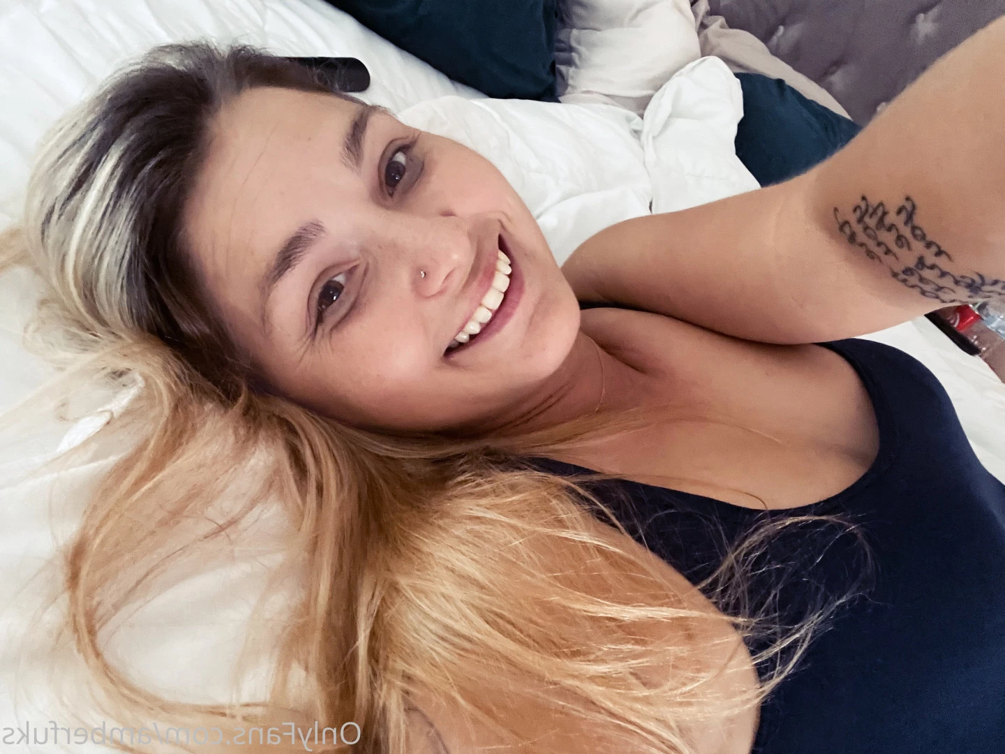 𝗕𝗥𝗨𝗡𝗘𝗧𝗧𝗘 𝗕𝗢𝗠𝗕𝗦𝗛𝗘𝗟𝗟 💣 [ amberfuks ] Onlyfans leaked photo 9993274 on Hotleaks.tv