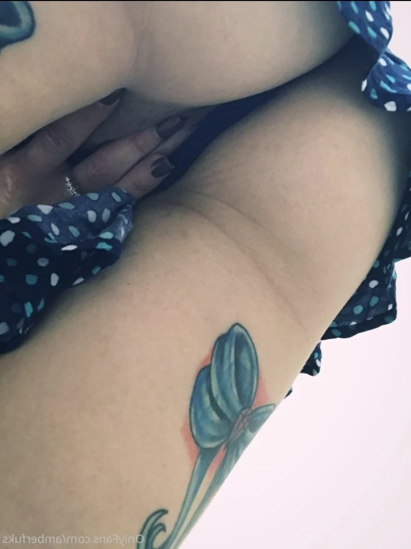 𝗕𝗥𝗨𝗡𝗘𝗧𝗧𝗘 𝗕𝗢𝗠𝗕𝗦𝗛𝗘𝗟𝗟 💣 [ amberfuks ] Onlyfans leaked photo 9993545 on Hotleaks.tv